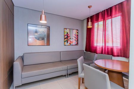 Apartamento para alugar com 43m², 2 quartos e 1 vaga Apartamento para alugar com 43m², 2 quartos e 1 vagaSalão de Festas