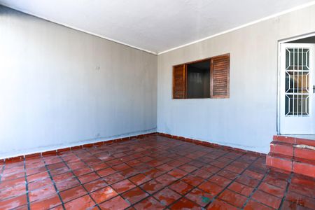 Casa para alugar com 110m², 2 quartos e 2 vagas Casa para alugar com 110m², 2 quartos e 2 vagasGaragem