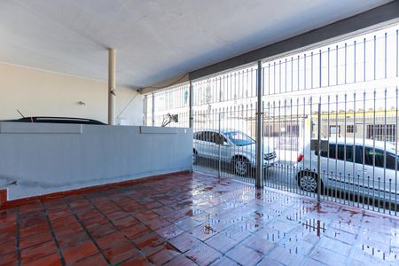 Casa para alugar com 110m², 2 quartos e 2 vagas Casa para alugar com 110m², 2 quartos e 2 vagasGaragem