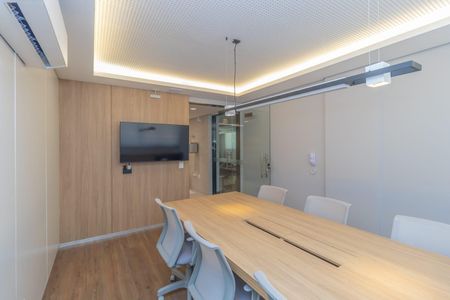 Apartamento à venda com 84m², 3 quartos e 2 vagas Apartamento à venda com 84m², 3 quartos e 2 vagasOffice