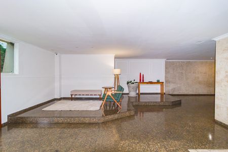 Apartamento à venda com 90m², 3 quartos e 1 vaga Apartamento à venda com 90m², 3 quartos e 1 vagaHall social