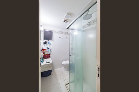 Apartamento à venda com 90m², 3 quartos e 1 vaga Apartamento à venda com 90m², 3 quartos e 1 vagaBanheiro - Social