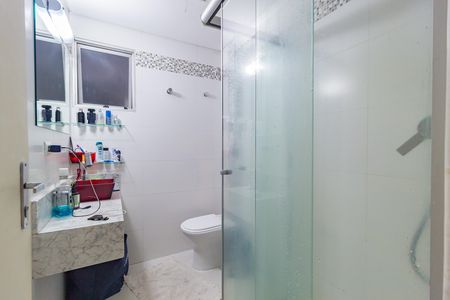 Apartamento à venda com 90m², 3 quartos e 1 vaga Apartamento à venda com 90m², 3 quartos e 1 vagaBanheiro - Social