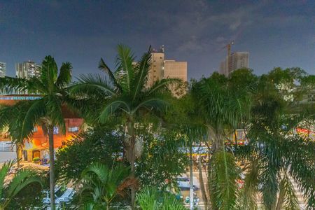 Apartamento à venda com 90m², 3 quartos e 1 vaga Apartamento à venda com 90m², 3 quartos e 1 vagaVista - Varanda