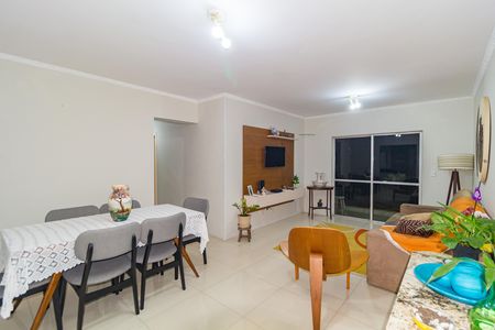 Apartamento à venda com 90m², 3 quartos e 1 vaga Apartamento à venda com 90m², 3 quartos e 1 vagaSala