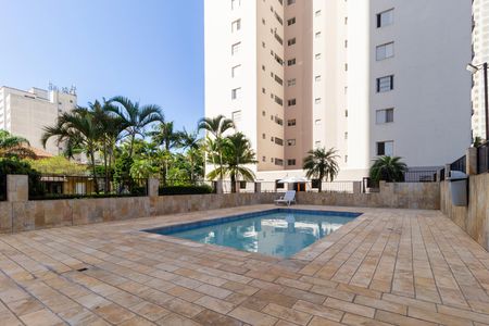 Apartamento à venda com 90m², 3 quartos e 1 vaga Apartamento à venda com 90m², 3 quartos e 1 vagaPiscina