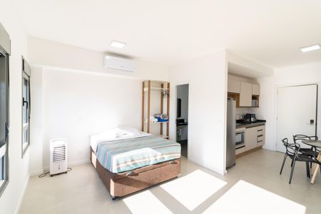 Studio para alugar com 35m², 1 quarto e 1 vaga Studio para alugar com 35m², 1 quarto e 1 vagaSala/Quarto