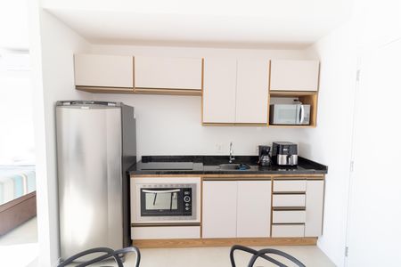 Studio para alugar com 35m², 1 quarto e 1 vaga Studio para alugar com 35m², 1 quarto e 1 vagaCozinha