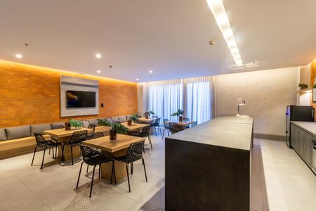 Studio para alugar com 35m², 1 quarto e 1 vaga Studio para alugar com 35m², 1 quarto e 1 vagaÁrea comum - Salão de festas