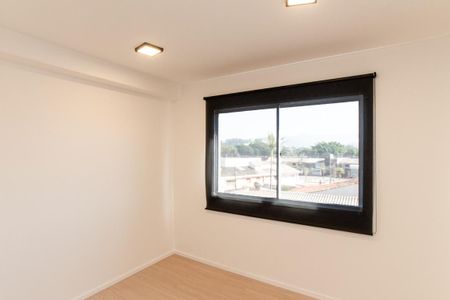 Quarto de kitnet/studio à venda com 1 quarto, 17m² em Vila Nilo, São Paulo