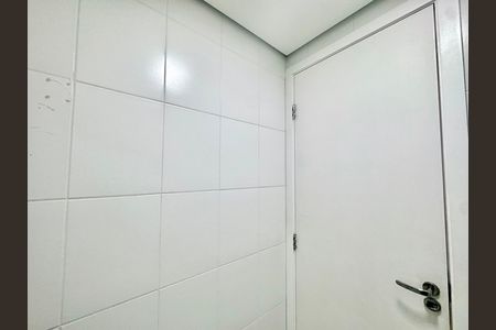 Apartamento para alugar com 58m², 2 quartos e 1 vaga Apartamento para alugar com 58m², 2 quartos e 1 vagaBanheiro 1