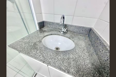 Apartamento para alugar com 58m², 2 quartos e 1 vaga Apartamento para alugar com 58m², 2 quartos e 1 vagaBanheiro 2