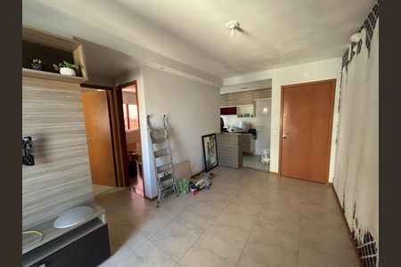 Sala de apartamento para alugar com 2 quartos, 49m² em Cascadura, Rio de Janeiro