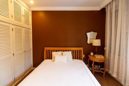 Quarto de casa à venda com 5 quartos, 757m² em Morumbi, São Paulo