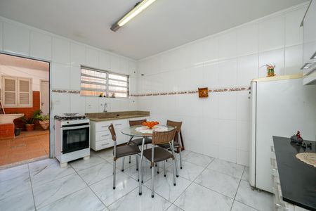 Casa para alugar com 110m², 2 quartos e 1 vagaCozinha