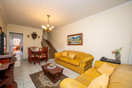 Casa para alugar com 110m², 2 quartos e 1 vagaSala