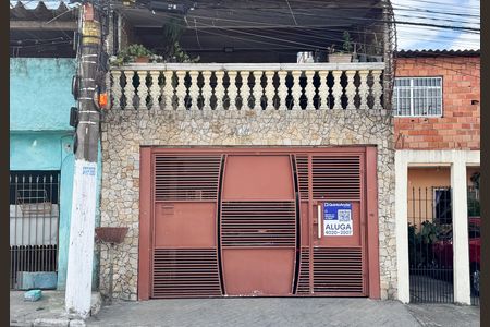 Casa para alugar com 70m², 2 quartos e sem vagaFachada 