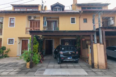 Casa de condomínio à venda com 125m², 3 quartos e 2 vagasFachada