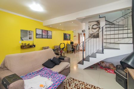 Casa de condomínio à venda com 125m², 3 quartos e 2 vagasSala