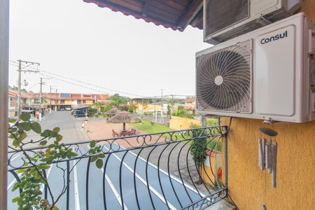 Casa de condomínio à venda com 125m², 3 quartos e 2 vagasVaranda do Quarto 1