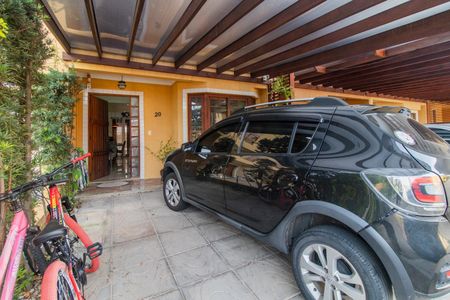 Casa de condomínio à venda com 125m², 3 quartos e 2 vagasFachada