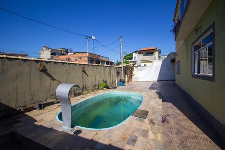 Casa para alugar com 191m², 4 quartos e 3 vagas Casa para alugar com 191m², 4 quartos e 3 vagasQuintal