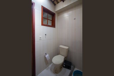 Casa para alugar com 191m², 4 quartos e 3 vagas Casa para alugar com 191m², 4 quartos e 3 vagasBanheiro externo
