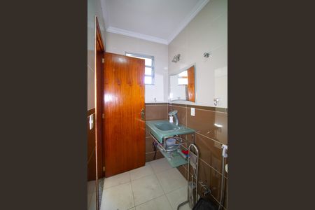 Casa para alugar com 191m², 4 quartos e 3 vagas Casa para alugar com 191m², 4 quartos e 3 vagasBanheiro da Suíte
