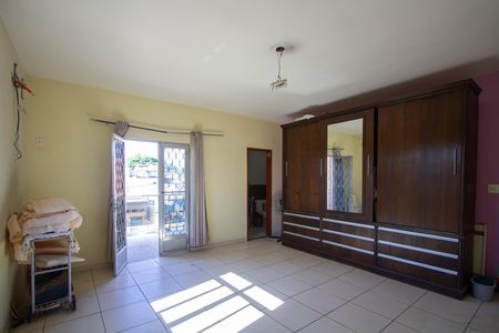 Casa para alugar com 191m², 4 quartos e 3 vagas Casa para alugar com 191m², 4 quartos e 3 vagasSuíte
