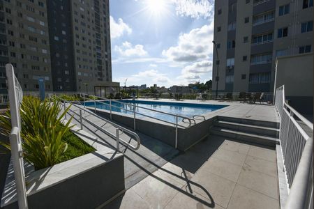 Apartamento para alugar com 46m², 2 quartos e 1 vaga Apartamento para alugar com 46m², 2 quartos e 1 vagaÁrea comum - Piscina