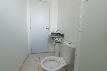 Apartamento para alugar com 46m², 2 quartos e 1 vaga Apartamento para alugar com 46m², 2 quartos e 1 vagaBanheiro
