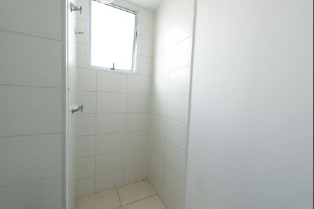 Apartamento para alugar com 46m², 2 quartos e 1 vaga Apartamento para alugar com 46m², 2 quartos e 1 vagaBanheiro