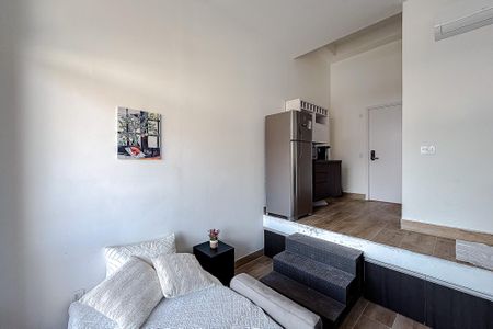 Studio à venda com 42m², 1 quarto e sem vaga Studio à venda com 42m², 1 quarto e sem vagaStudio