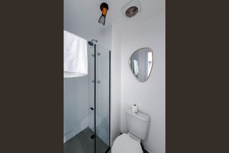 Banheiro de kitnet/studio à venda com 1 quarto, 42m² em Vila Mariana, São Paulo