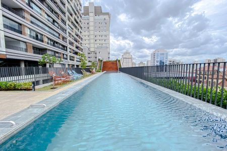 Studio à venda com 42m², 1 quarto e sem vagaÁrea comum - Piscina