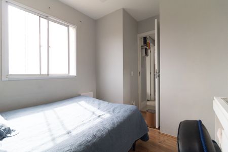 Quarto 1 de apartamento para alugar com 2 quartos, 33m² em Parque Fongaro, São Paulo