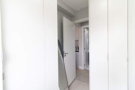 Apartamento à venda com 33m², 2 quartos e sem vagaQuarto 2/Closet 