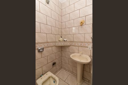 Casa para alugar com 76m², 2 quartos e sem vaga Casa para alugar com 76m², 2 quartos e sem vagaBanheiro