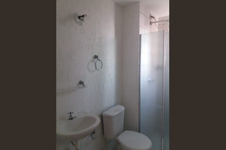 Banheiro  de apartamento à venda com 3 quartos, 67m² em Utinga, Santo André