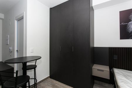 Studio para alugar com 28m², 1 quarto e sem vaga Studio para alugar com 28m², 1 quarto e sem vagaStudio