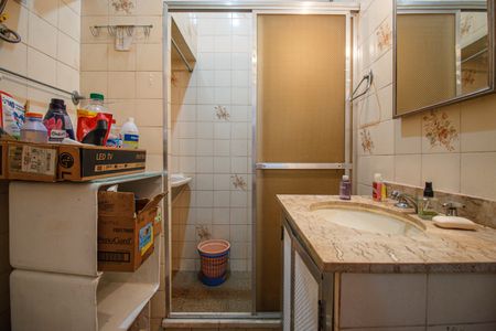 Apartamento à venda com 60m², 2 quartos e 1 vaga Apartamento à venda com 60m², 2 quartos e 1 vagaBanheiro