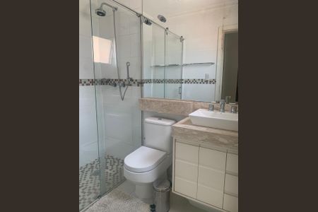 Foto 17 de casa à venda com 4 quartos, 307m² em Vila Gumercindo, São Paulo