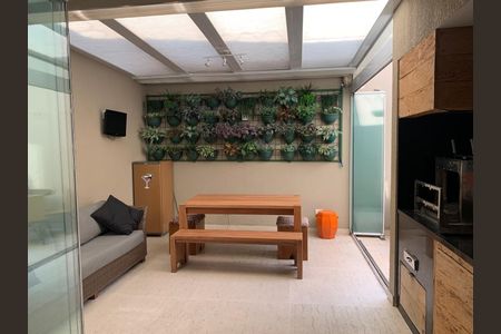 Foto 08 de casa à venda com 4 quartos, 307m² em Vila Gumercindo, São Paulo
