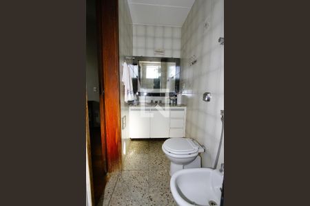 Apartamento para alugar com 140m², 4 quartos e 2 vagas