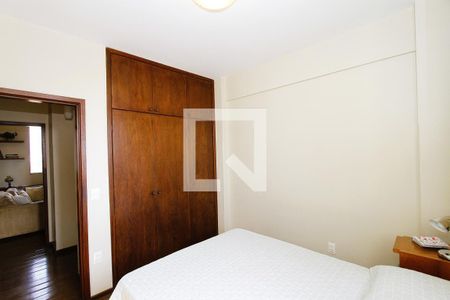 Apartamento para alugar com 140m², 4 quartos e 2 vagas