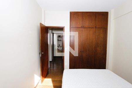 Apartamento para alugar com 140m², 4 quartos e 2 vagas