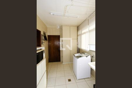 Apartamento para alugar com 140m², 4 quartos e 2 vagas