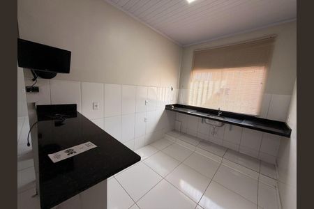 Casa para alugar com 60m², 2 quartos e 1 vaga Casa para alugar com 60m², 2 quartos e 1 vagaCozinha