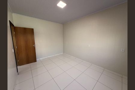 Casa para alugar com 60m², 2 quartos e 1 vaga Casa para alugar com 60m², 2 quartos e 1 vagaQuarto 02