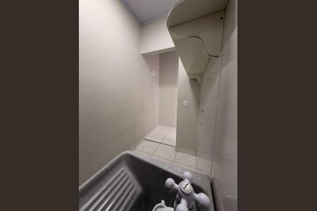 Casa para alugar com 60m², 2 quartos e 1 vaga Casa para alugar com 60m², 2 quartos e 1 vagaCozinha